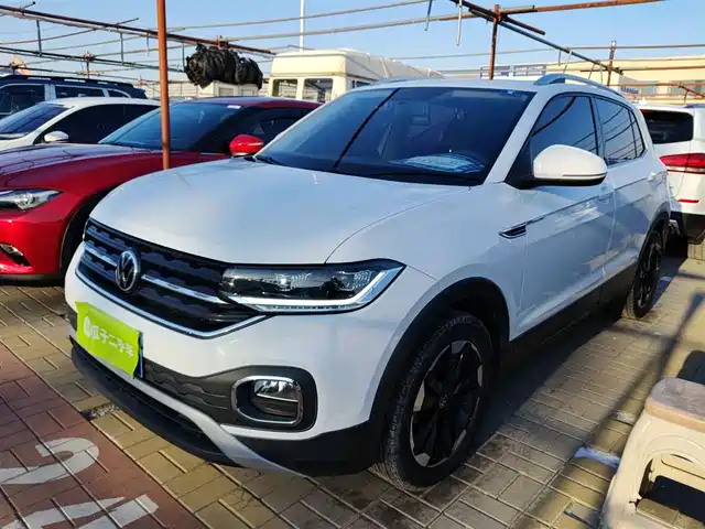 VOLKSWAGEN EXPLORING THE SHADOW