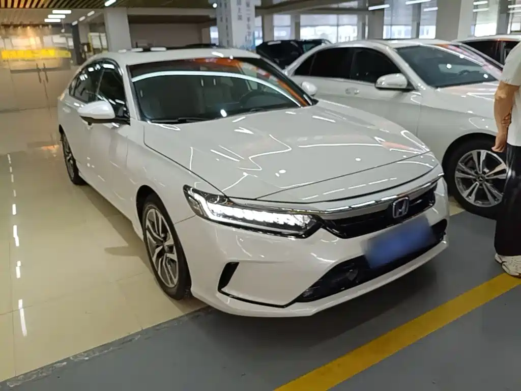 Honda Inspire — миниатюра 4