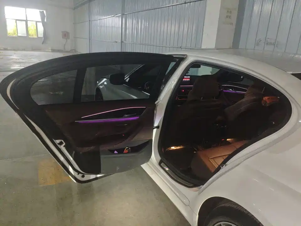 BMW 5 Series — миниатюра 6