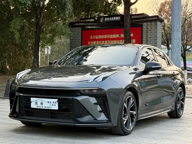 2024 Lynk & Co 03