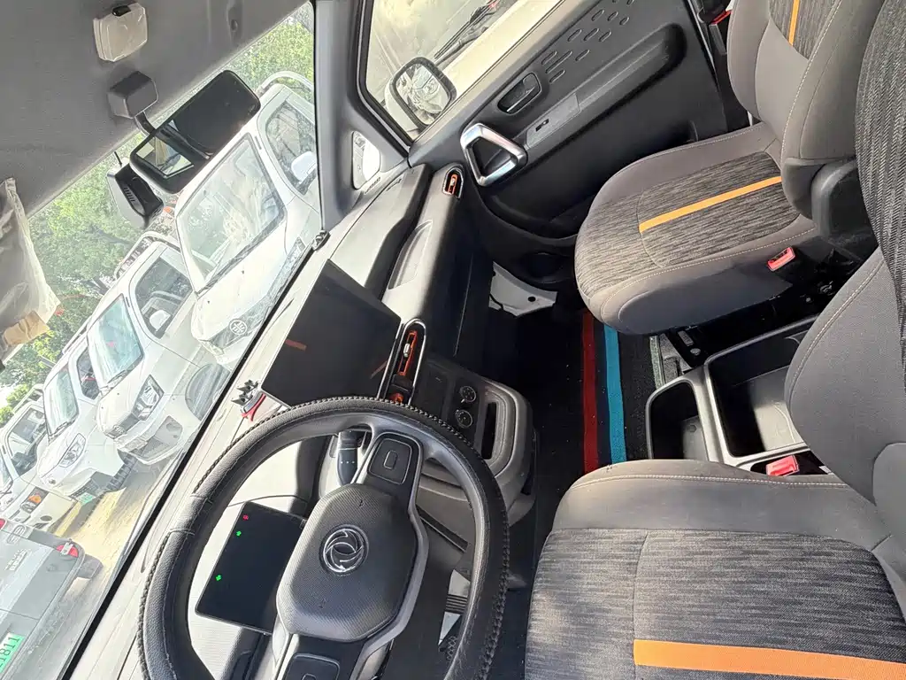 Dongfeng Ruilida V8E — миниатюра 6