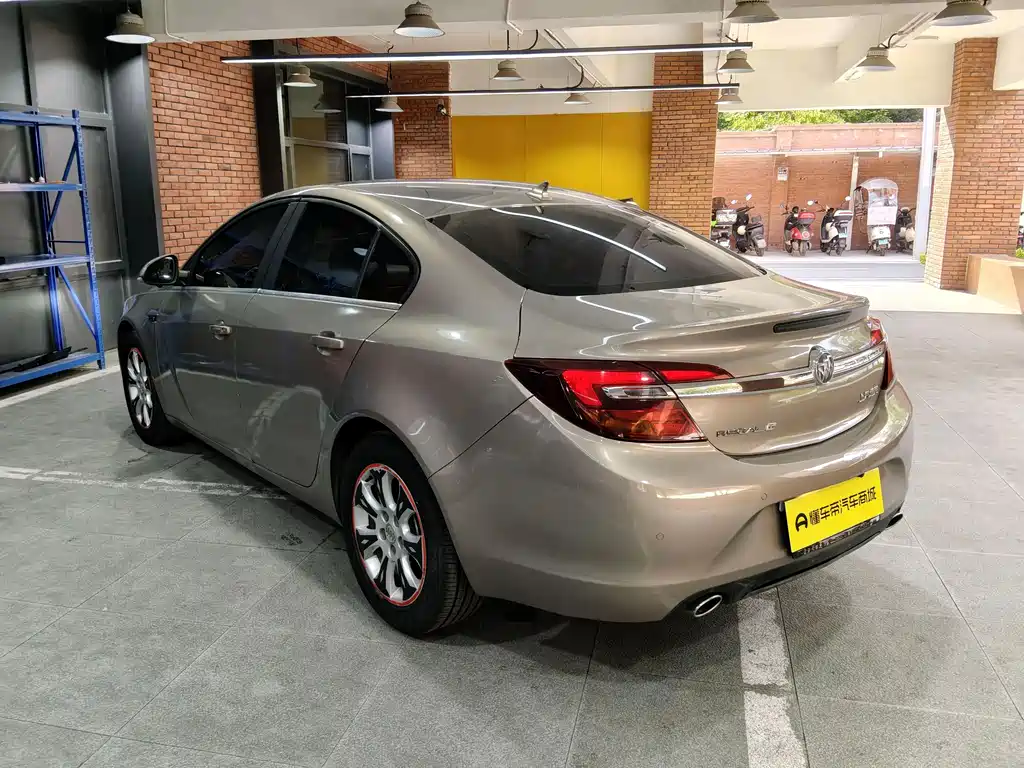 Buick Regal — миниатюра 3