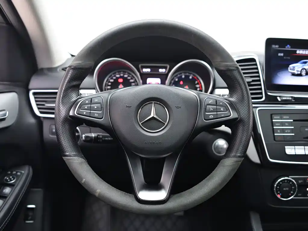 Mercedes-Benz GLE Coupe — миниатюра 14