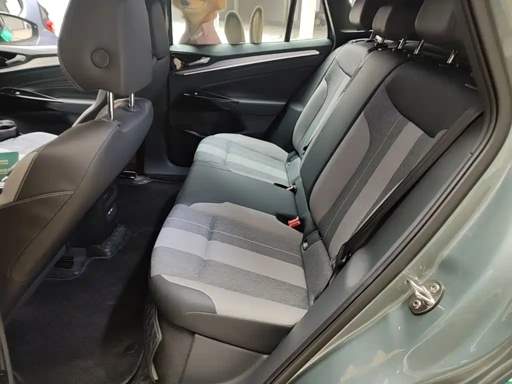 Volkswagen ID.4 Crozz — миниатюра 17