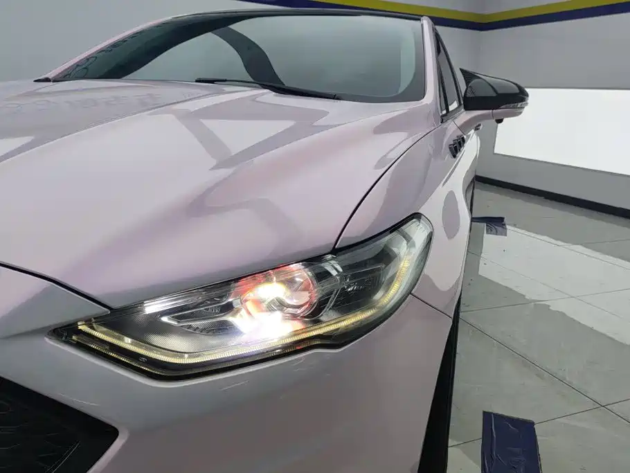 Ford Mondeo — миниатюра 5