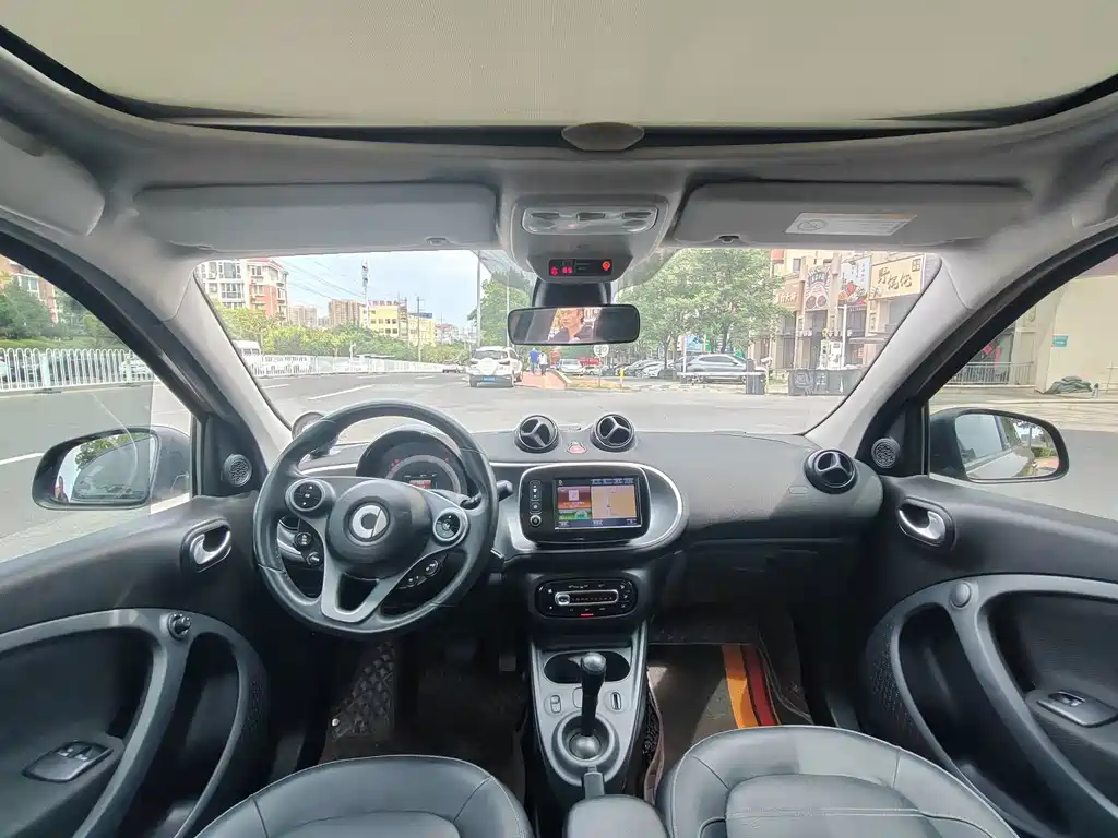 smart Smart Forfour — миниатюра 5