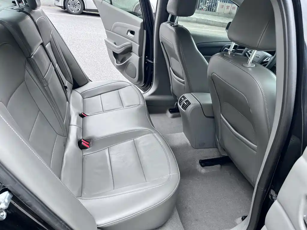 Chevrolet Malibu — миниатюра 16