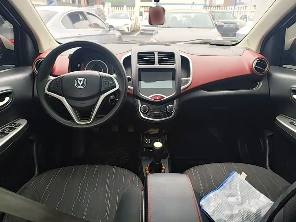 Changan BenBen — миниатюра 10