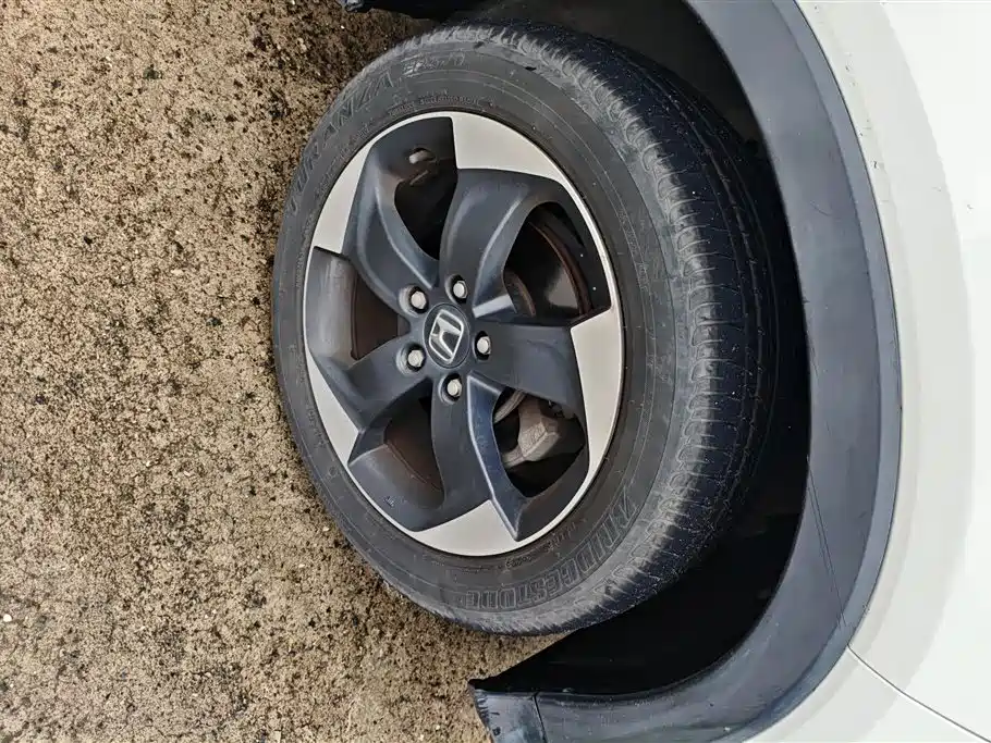 Honda Vezel 2016 1.8L CVT