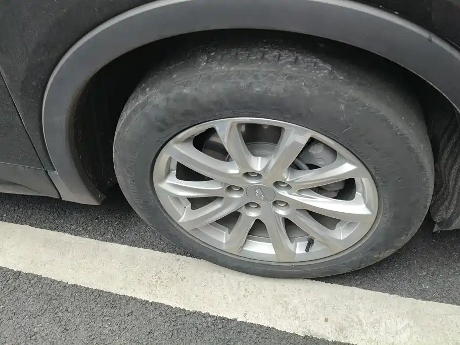 Cadillac XT4 — миниатюра 6