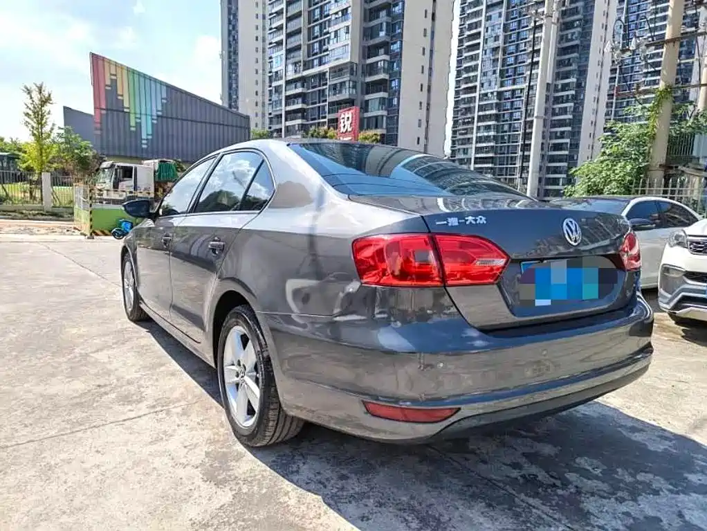 Volkswagen Sagitar — миниатюра 9