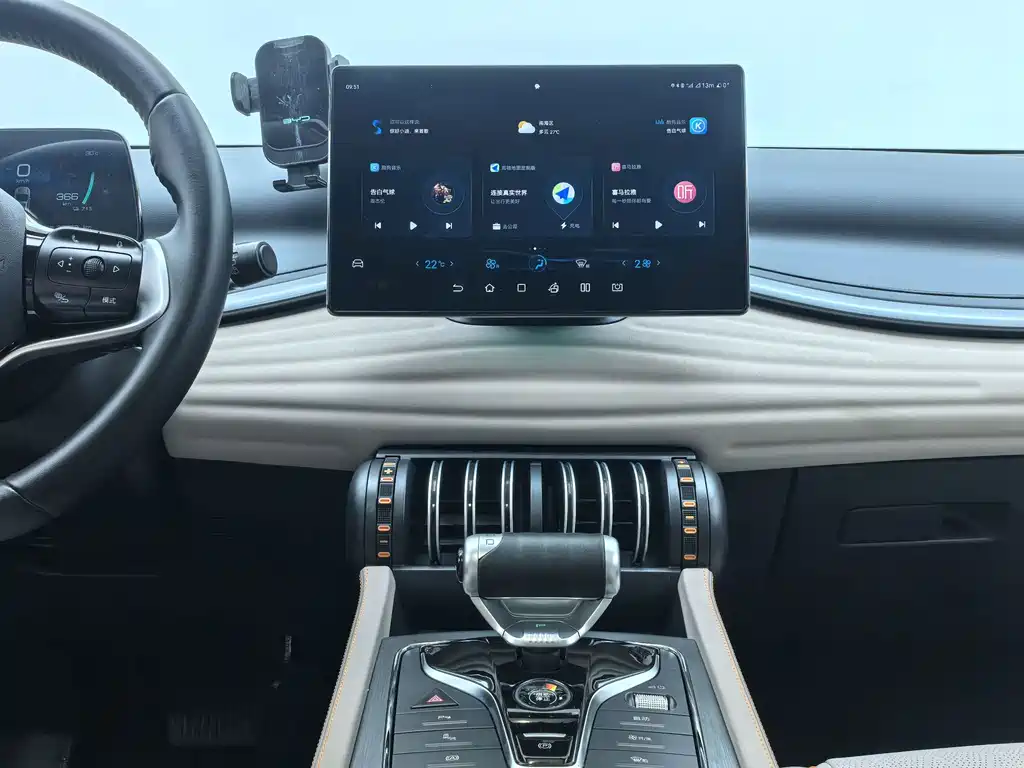 BYD Yuan Plus — миниатюра 9