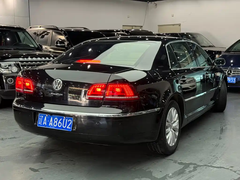 Volkswagen Phaeton — миниатюра 12