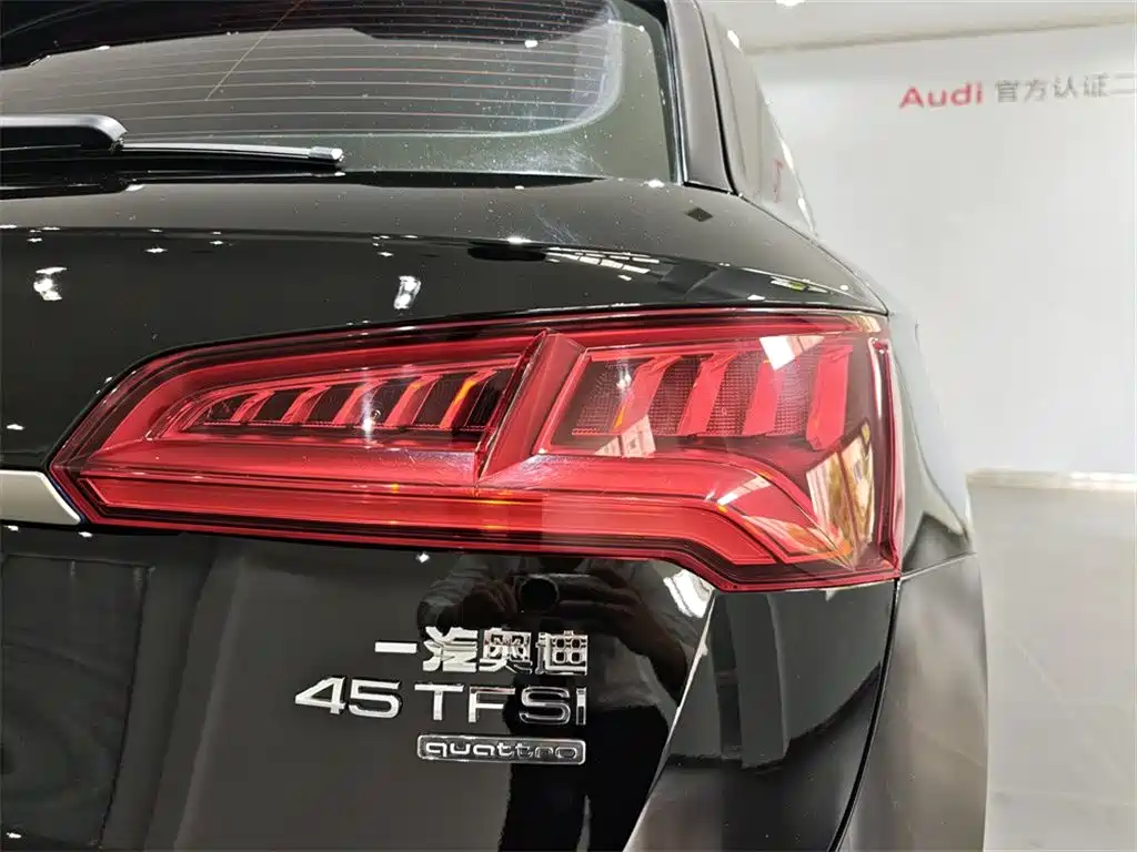 Audi Q5L — миниатюра 15