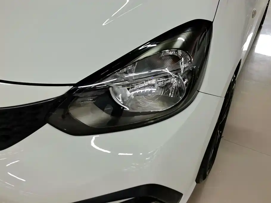 Honda Fit — миниатюра 5