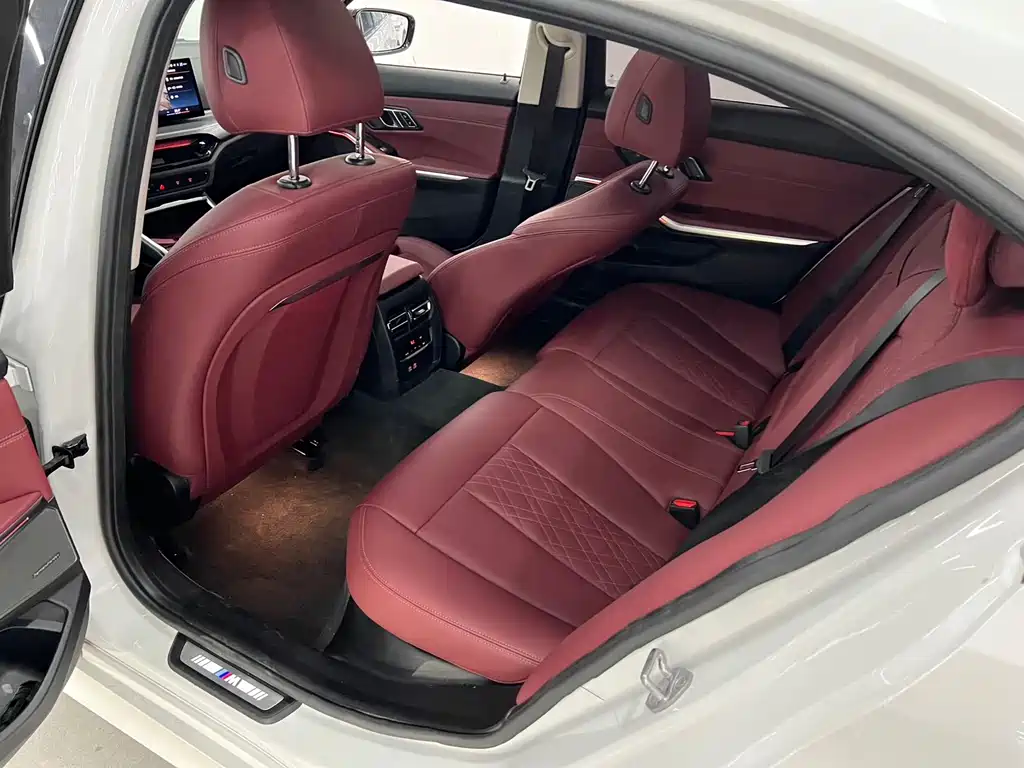 BMW 3 Series — миниатюра 5
