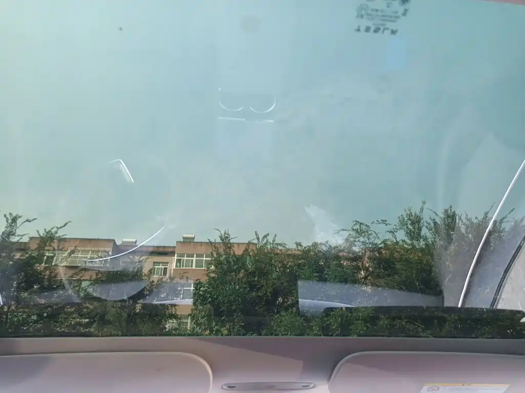 Tesla Model 3 — миниатюра 9