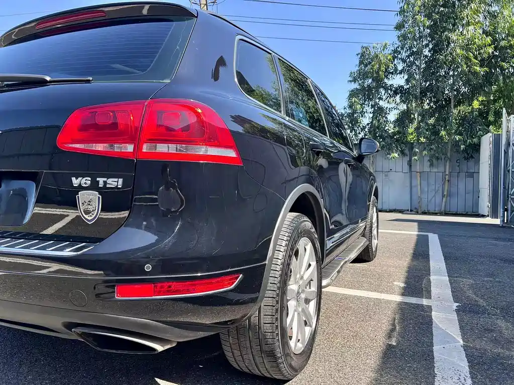 Volkswagen Touareg — миниатюра 8