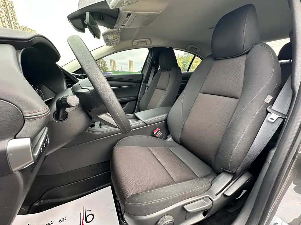 Mazda 3 Axela — миниатюра 15