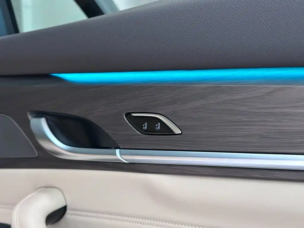 Geely Xingyue L — миниатюра 15