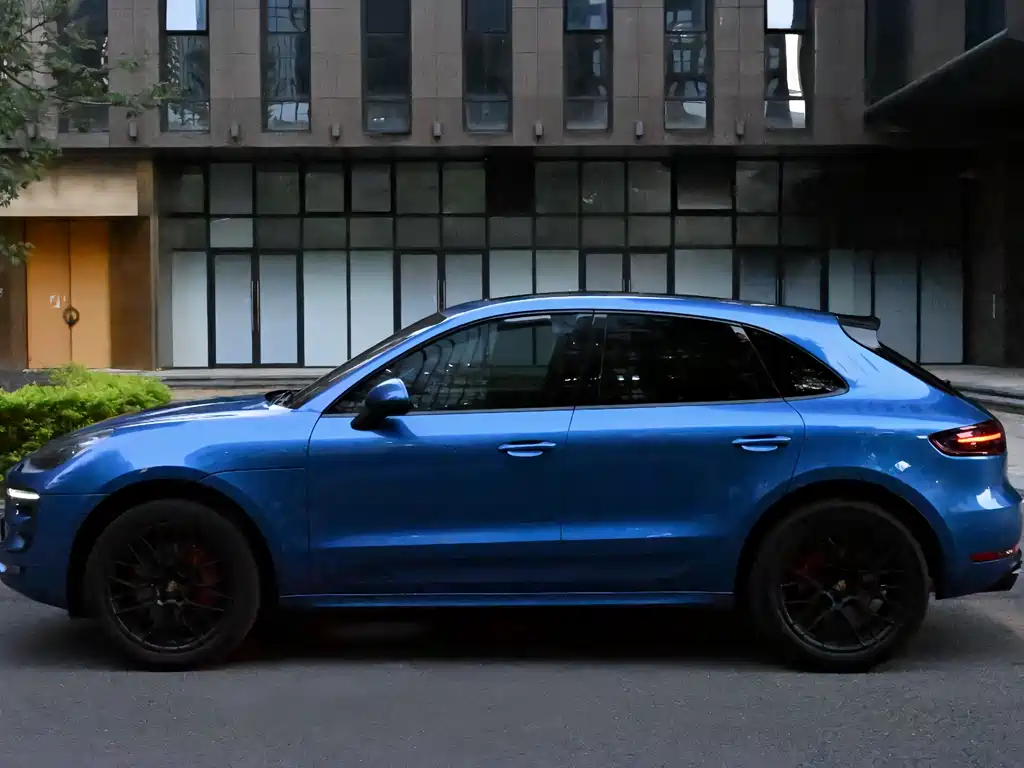 Porsche Macan — миниатюра 2