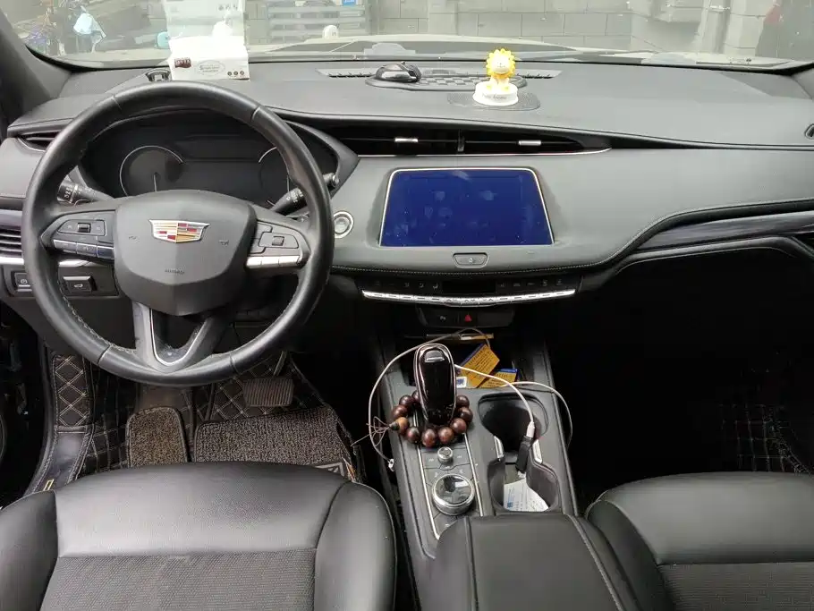 Cadillac XT4 — миниатюра 12