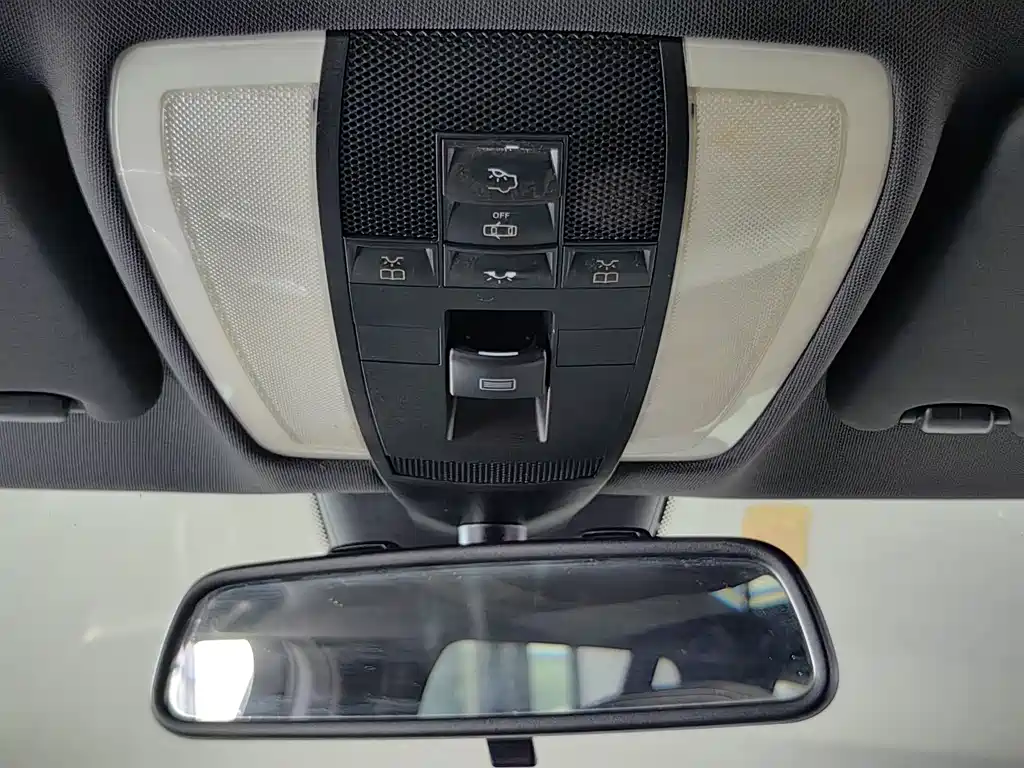 Mercedes-Benz GLK-Class — миниатюра 15