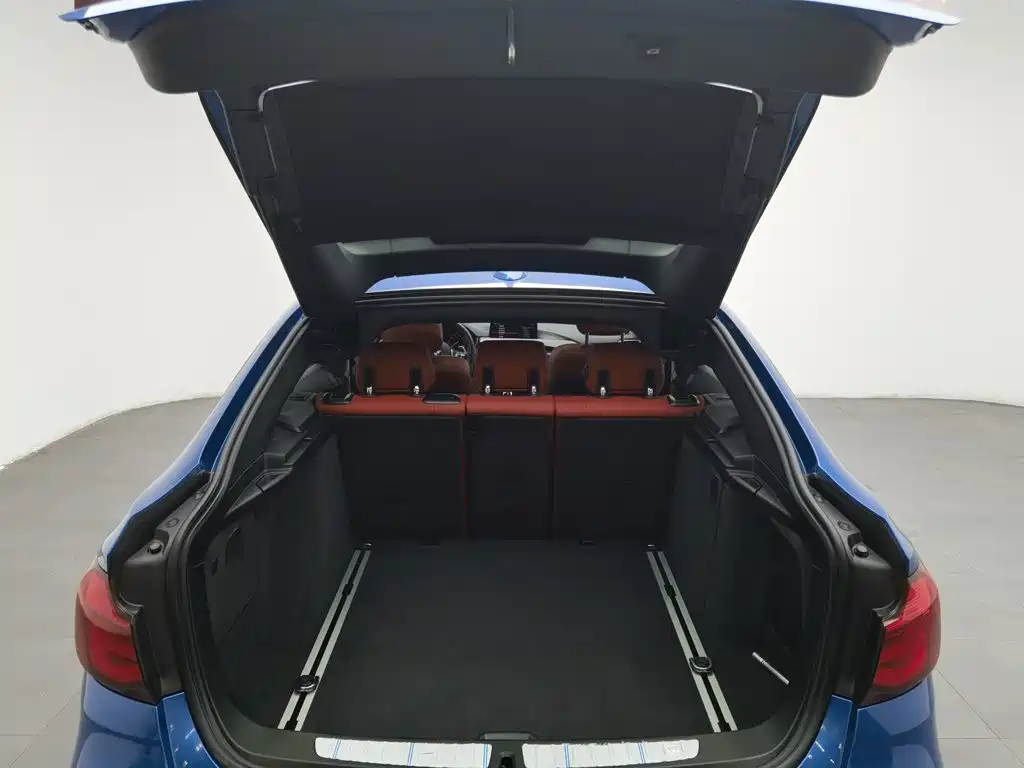BMW 3 Series GT — миниатюра 16