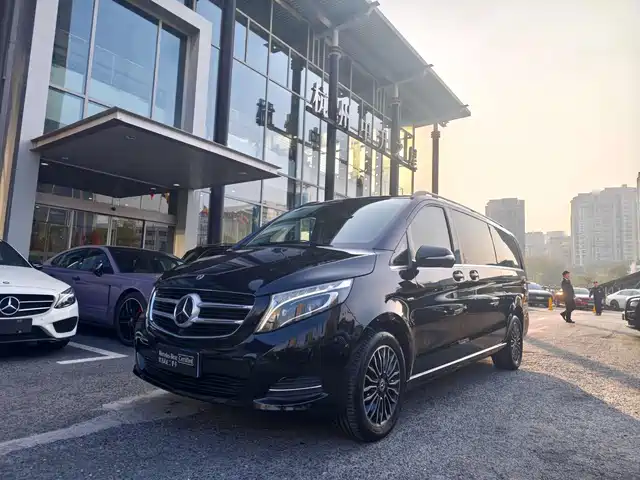 MERCEDES BENZ V CLASS