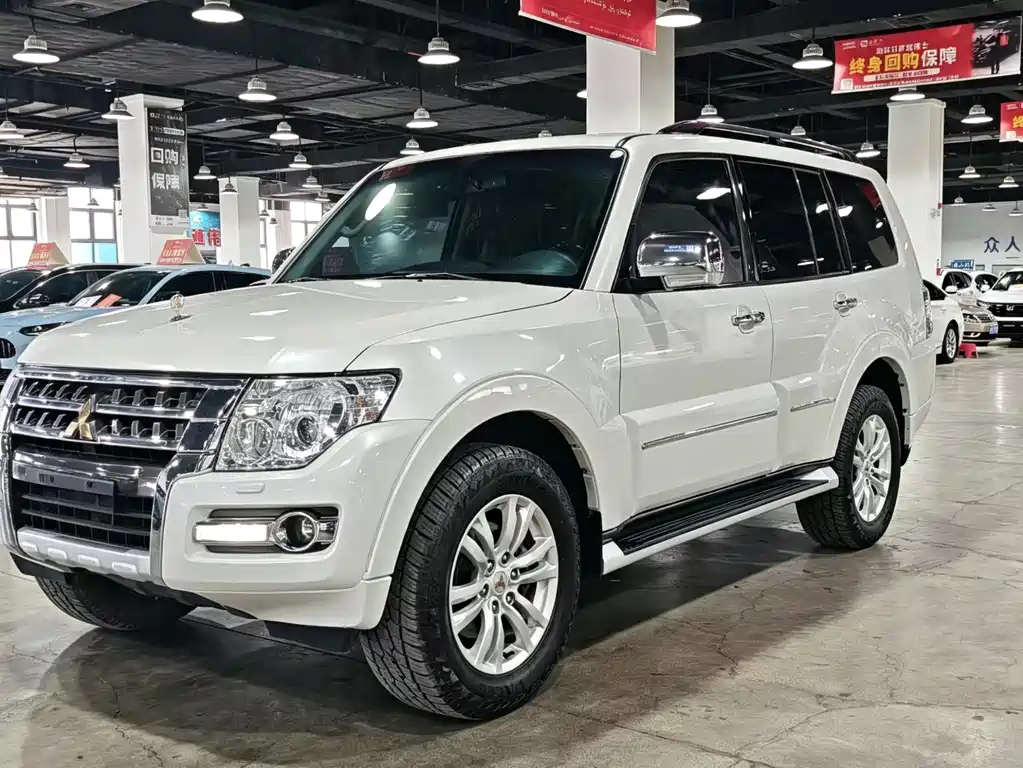 Mitsubishi V97 2019 3.8L AT