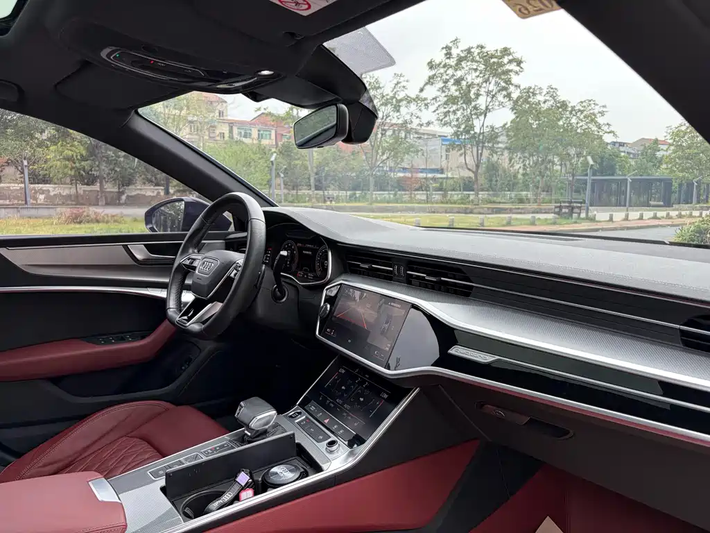 Audi A7L — миниатюра 10