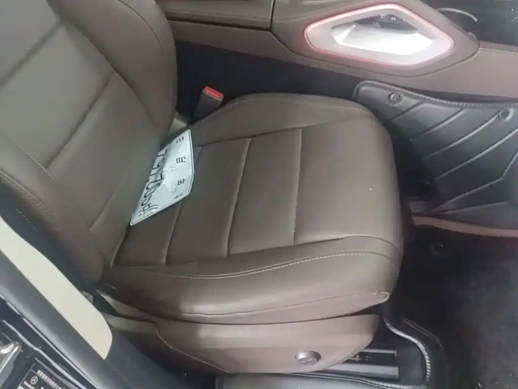 Mercedes-Benz GLE (Import) — миниатюра 25