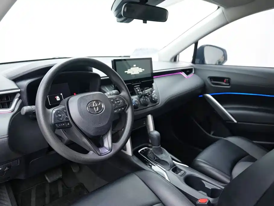 Toyota Corolla Cross — миниатюра 6