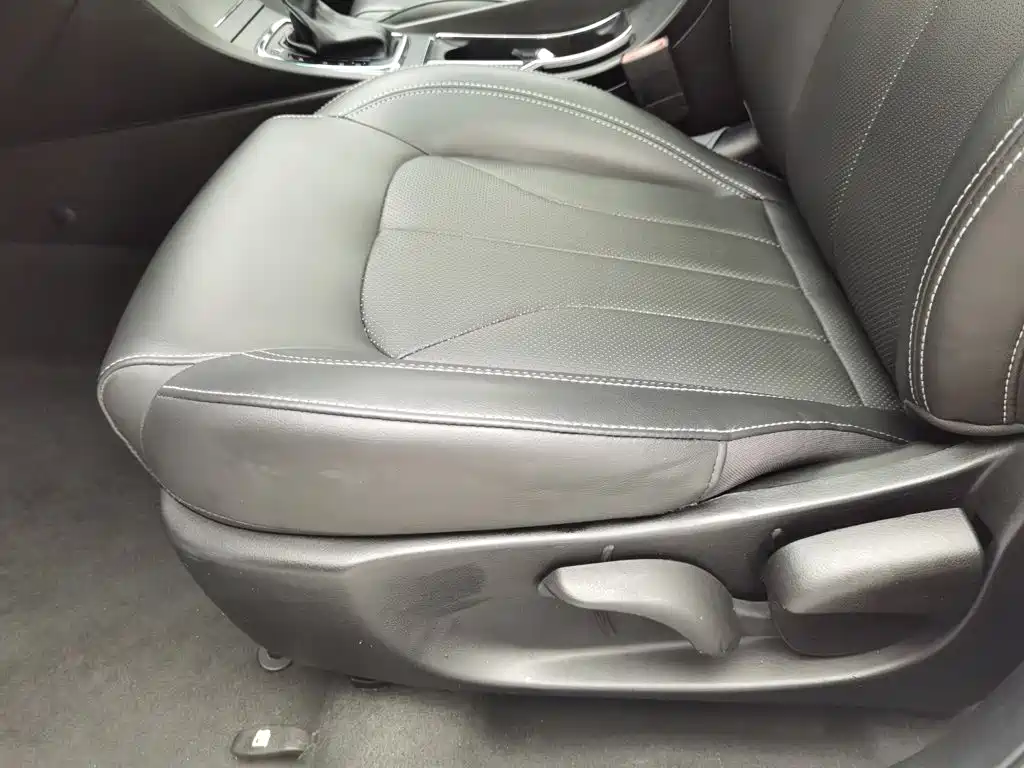 Geely Emgrand — миниатюра 20
