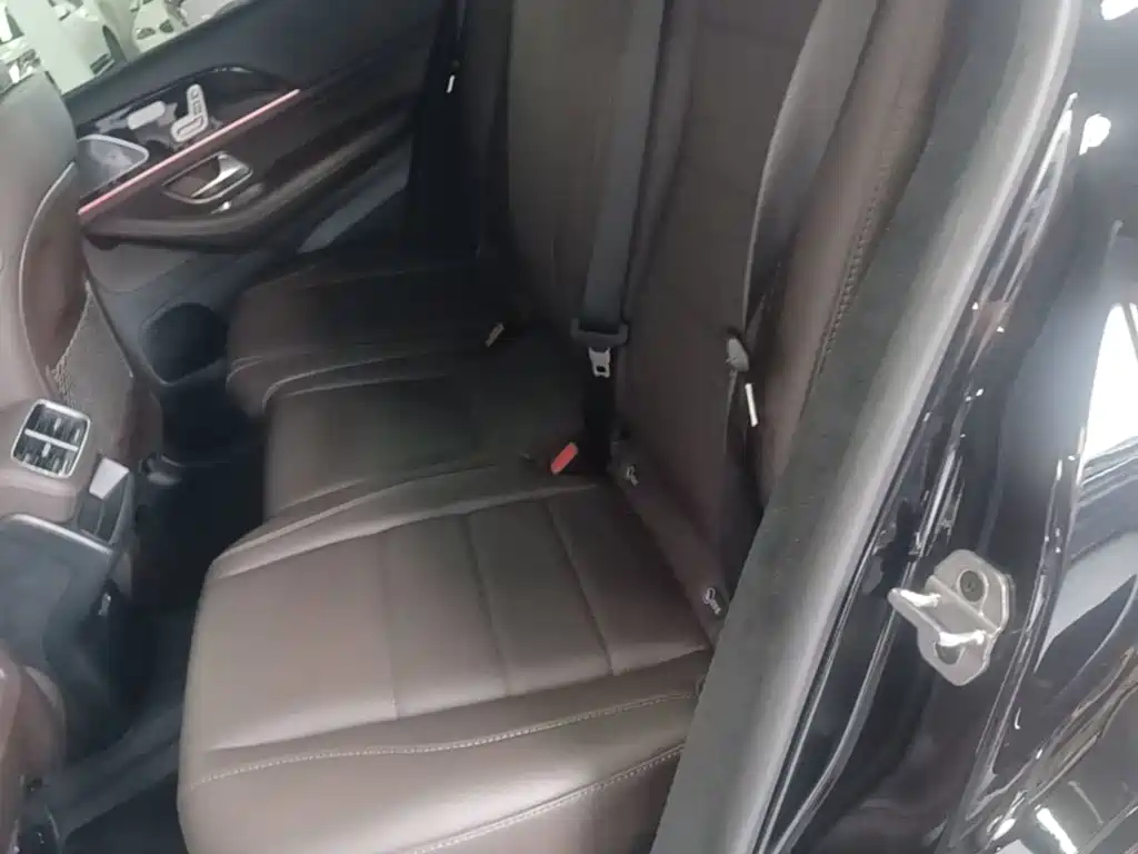 Mercedes-Benz GLE (Import) — миниатюра 17