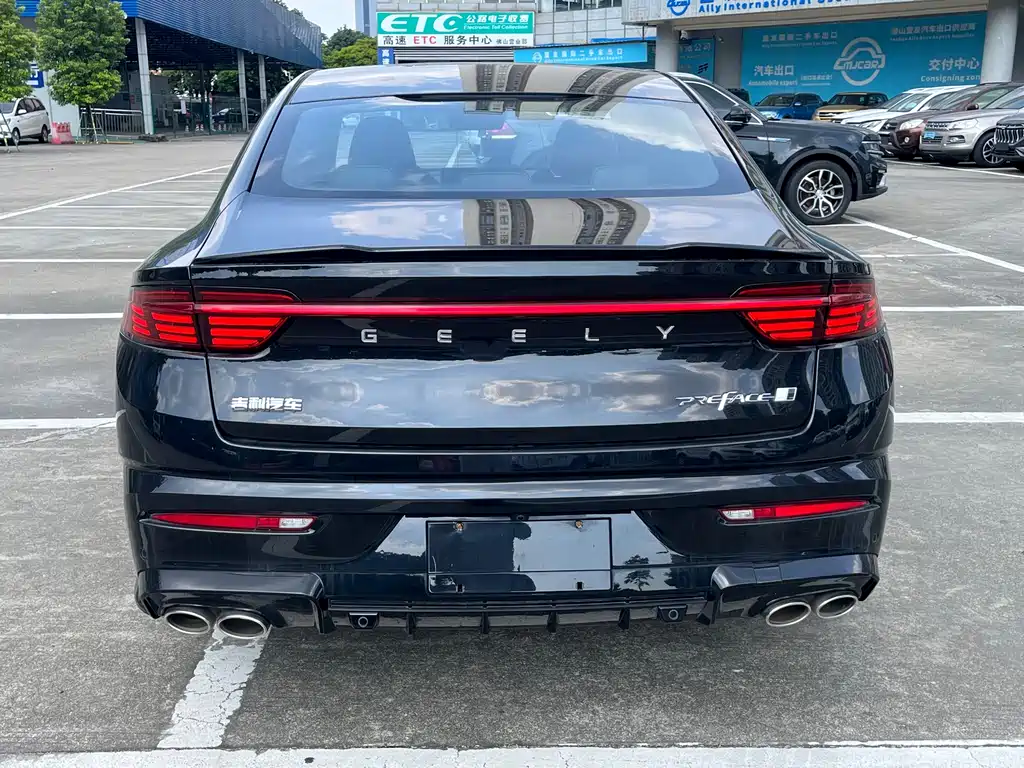 Geely Preface 2023 1.5TD
