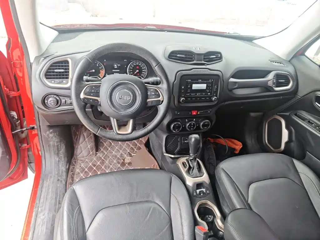 Jeep Renegade — миниатюра 11