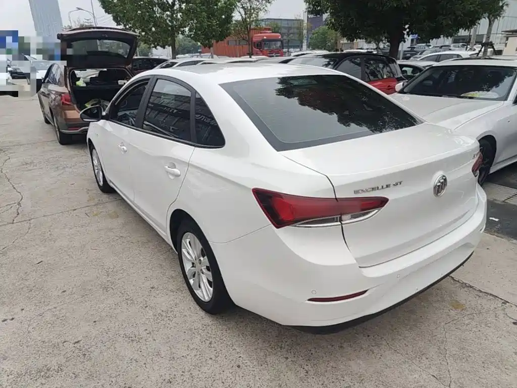 Buick Excelle — миниатюра 5