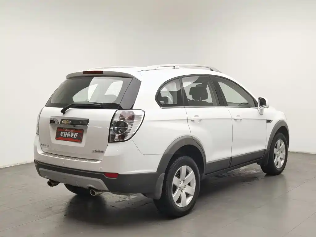 Chevrolet Captiva — миниатюра 2
