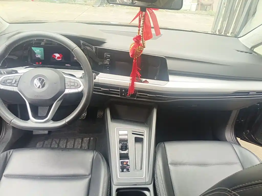 Volkswagen Golf — миниатюра 10
