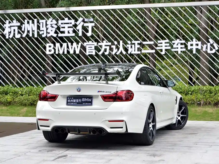 BMW M4 — миниатюра 2