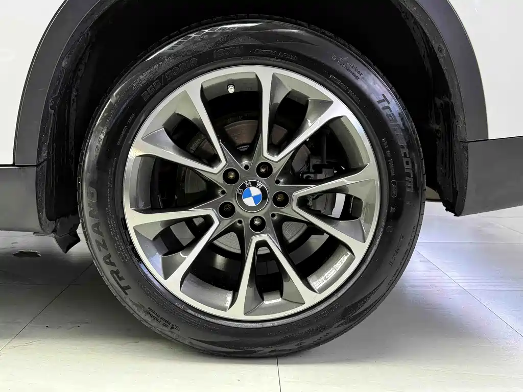BMW X5 (Import) — миниатюра 14