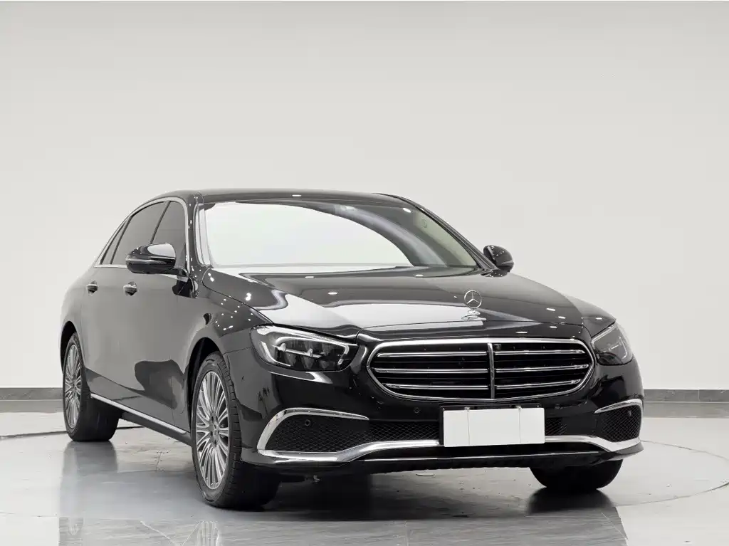 Mercedes-Benz E-Class — миниатюра 3
