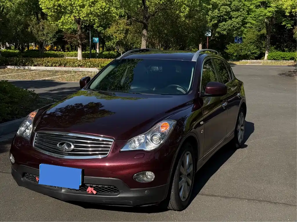 Infiniti QX50 (Import) 2014