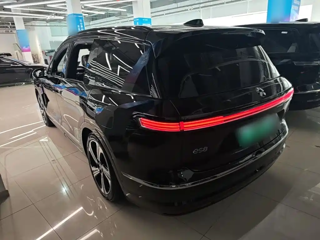 NIO ES8 — миниатюра 5