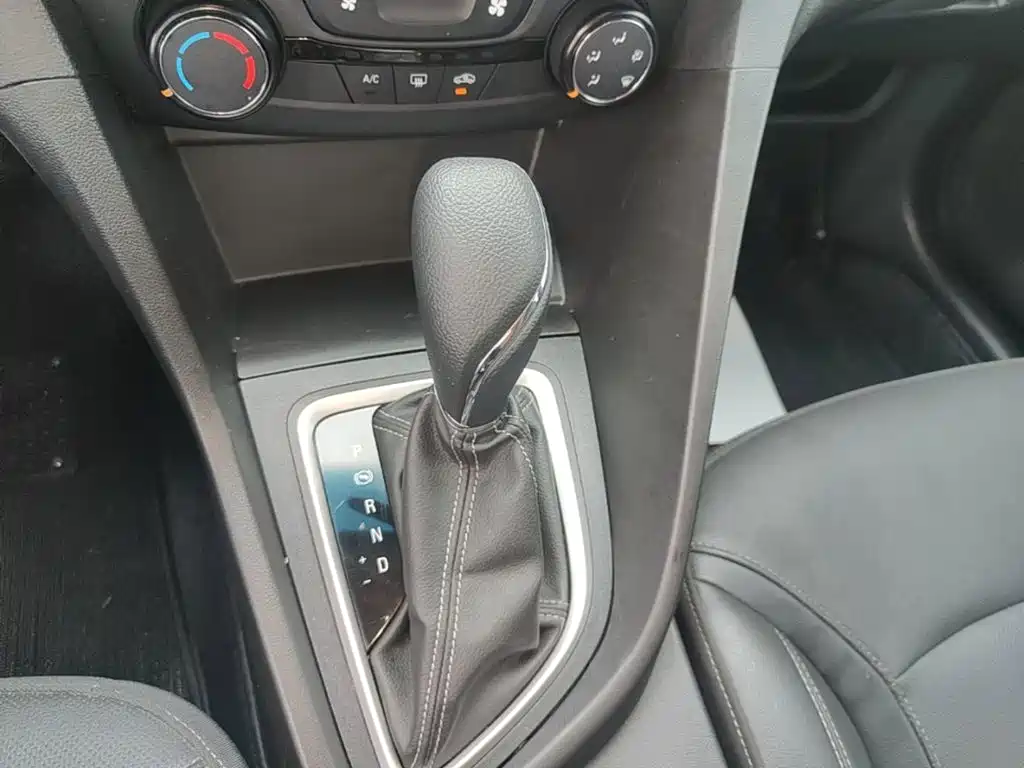 Buick Excelle — миниатюра 14