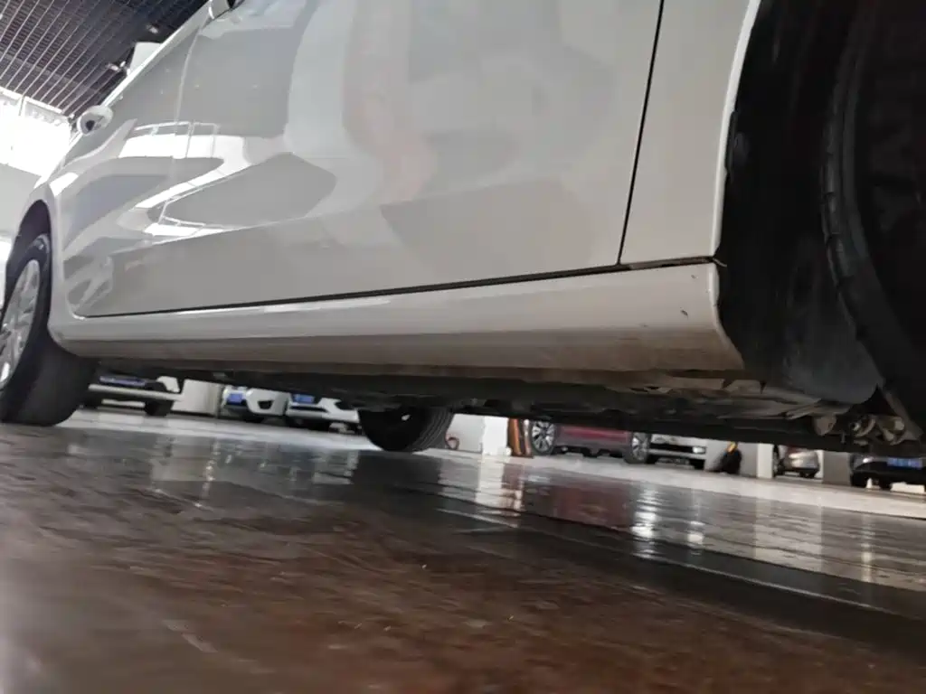 Geely Emgrand — миниатюра 21