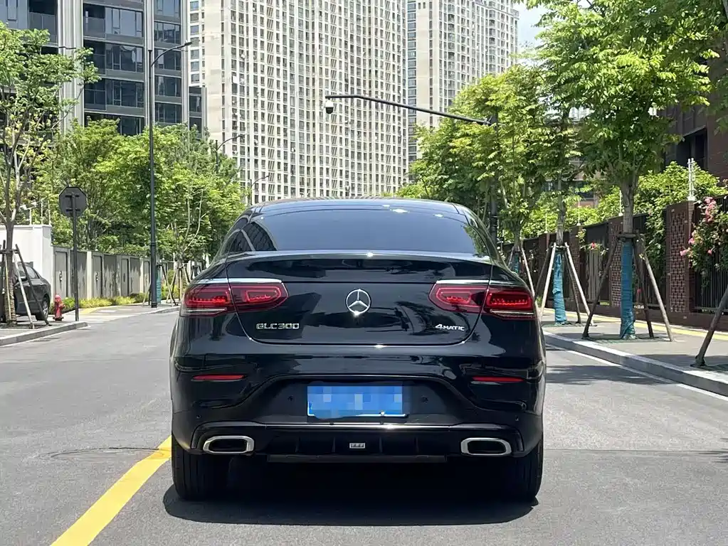 Mercedes-Benz GLC 2020 GLC 300 4MATIC SUV