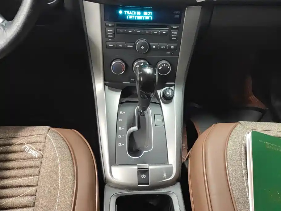 Chevrolet Captiva — миниатюра 16