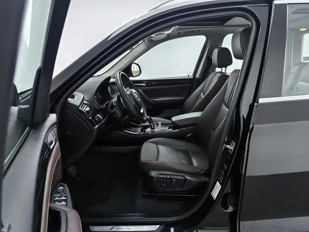 BMW X3 (Import) — миниатюра 10